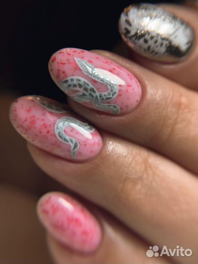 Маникюр гель лак коррекция бровей