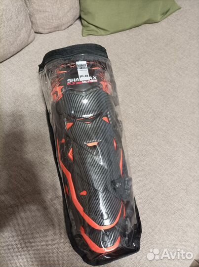 Наколенники для мото