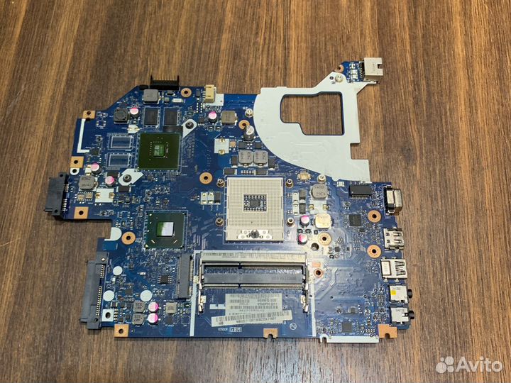 Мать la-7912p hm77 + nvidia gt710m / gt620m