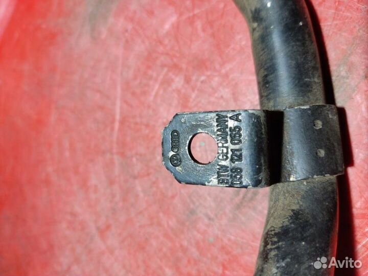 Трубка охлаждения Audi A4 B5 седан 1.8I ADR 1996