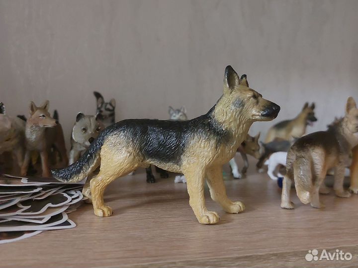 Фигурки собак Schleich