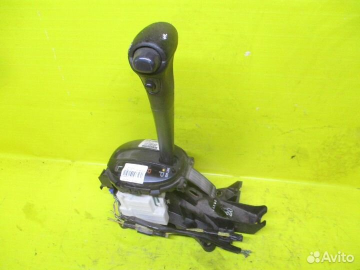 Ручка кпп на Toyota Probox NCP55V