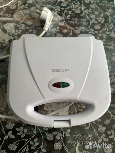 Электрическая вафельница