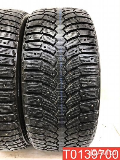 Bridgestone Blizzak Spike-01 235/45 R17 94T