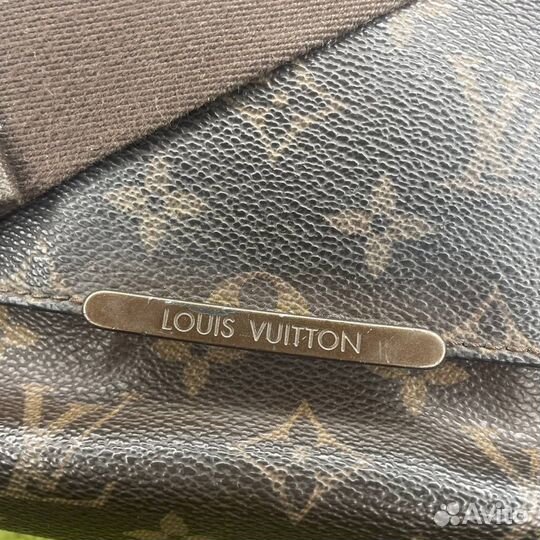 Сумка Louis Vuitton PM District