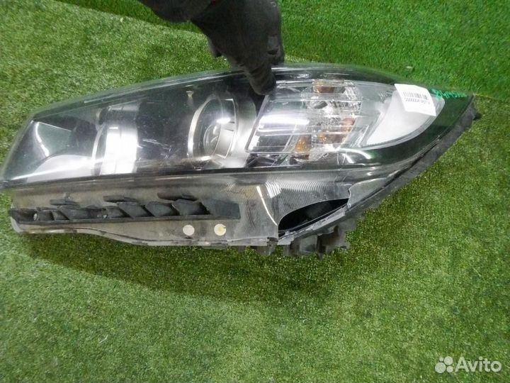 Фара левая Kia Sorento/Sorento Prime