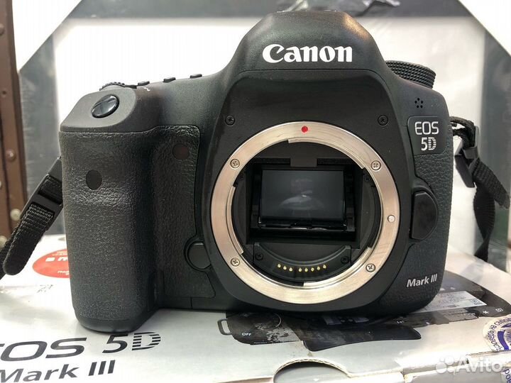 Фотоаппарат Canon EOS 5D Mark III + Объектив