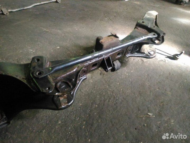 Подрамник задний Hyundai I40 универсал D4FD