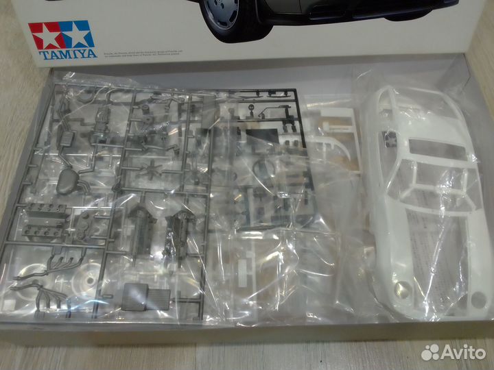 Сборная модель 1/20 Tamiya Porsche 928S