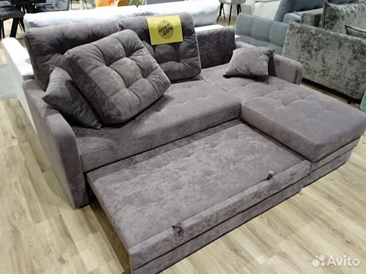 Угловой диван Клео с выставочного зала