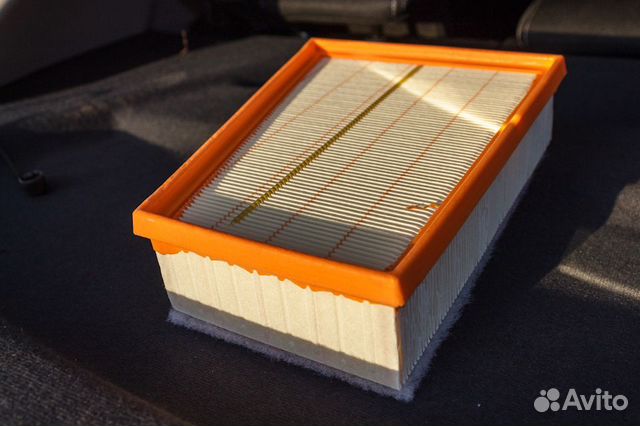 Воздушный фильтр на Jeep Commander