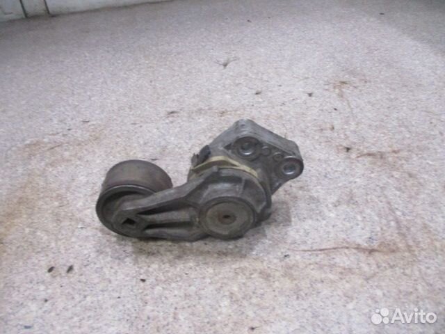Ролик натяжителя Volvo 24013091