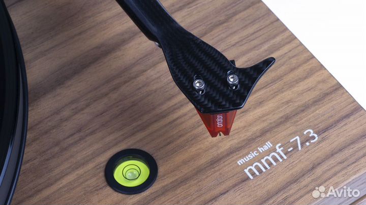 Music Hall MMF-7.3 walnut