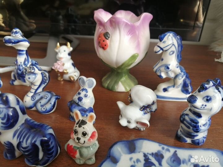 Статуэтки фигурки гжель