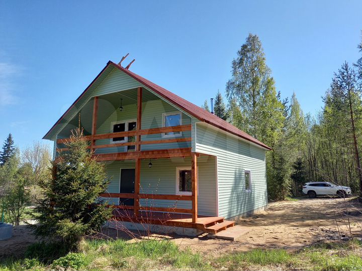 Коттедж 165 м² на участке 10 сот.