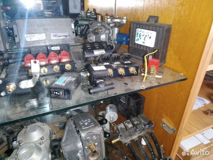 Продам гбо 4 баллона v6 v8 4цил. и