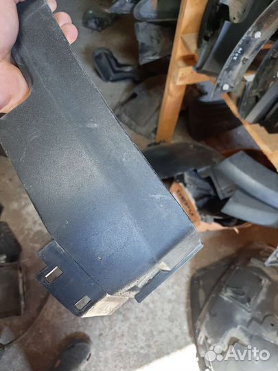 Kia sorento расширитель передний правый