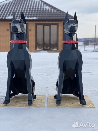 Полигональная фигура добермана из металла