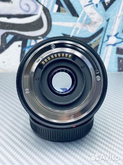 Olympus Zuiko Digital 35mm f/ 3.5 Macro