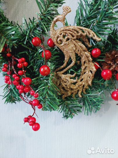 Новогодний венок ручной работы