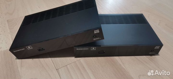 Спутниковый ресивер НТВ плюс Sagemcom DSI74-HD