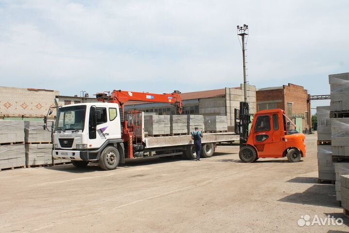 Блоки и полублоки для стройки (керамзитобетонные)