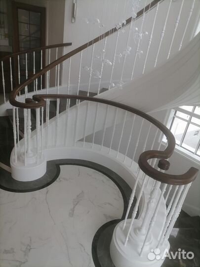 Изготовление деревянных поручней