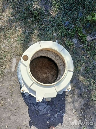 Передний полубак стиральной машины Индезит