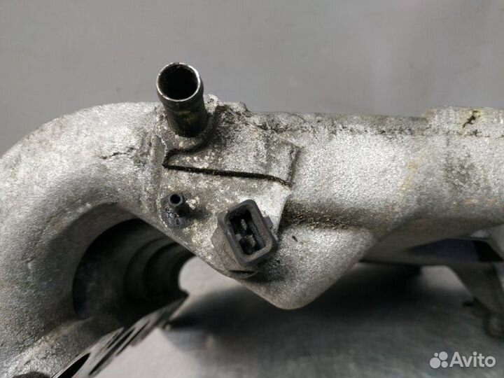 Коллектор впускной Volkswagen Passat B3 AAA