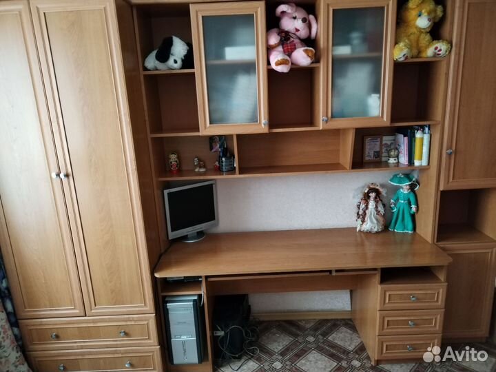 Школьная стенка