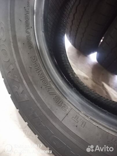 Hankook Radial RA08 215/70 R16C