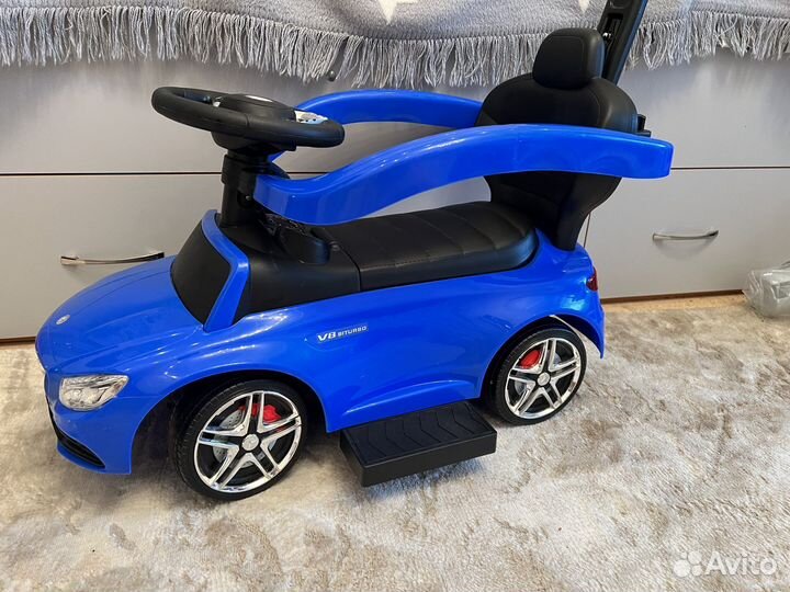 Машинка-каталка Mercedes пушкар с ручкой