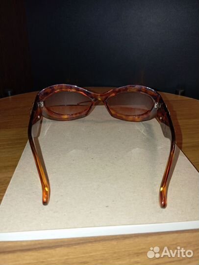 Солнцезащитные очки женские винтаж 90е