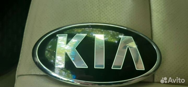 Эмблема KIA