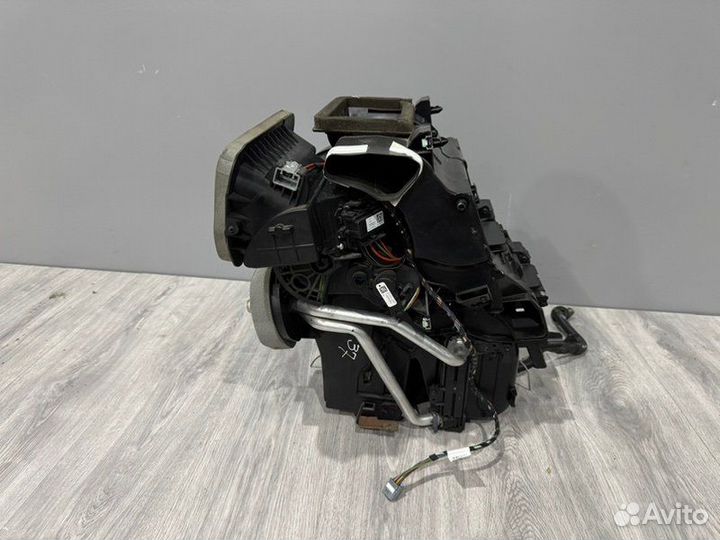 Корпус отопителя LADA Vesta 21129 2021