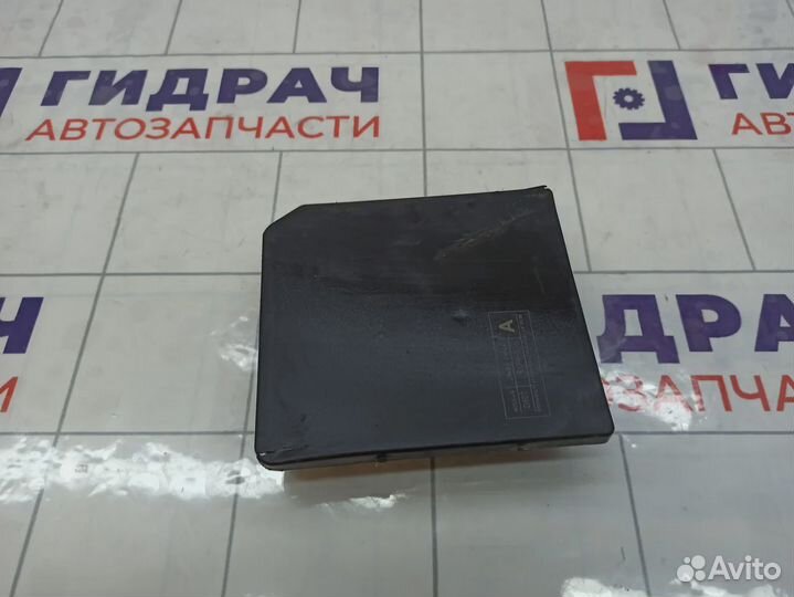 Блок предохранителей Nissan Tiida (C11) 284B7-EM13A