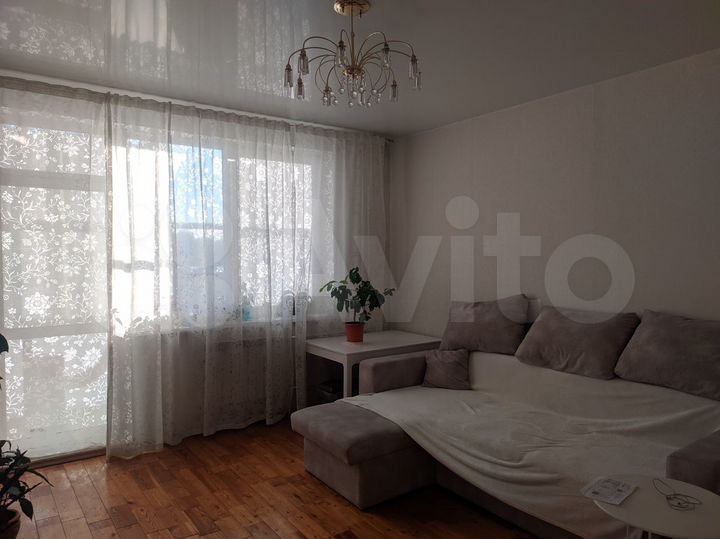 2-к. квартира, 74 м², 1/4 эт.