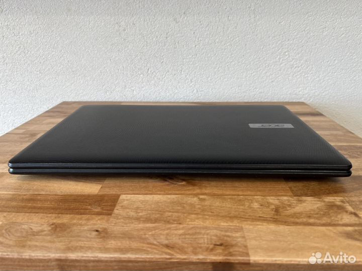 Тонкий быстрый Acer 4 ядра 8Gb SSD 256G сумка мышь