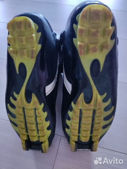 Лыжные коньковые ботинки fischer