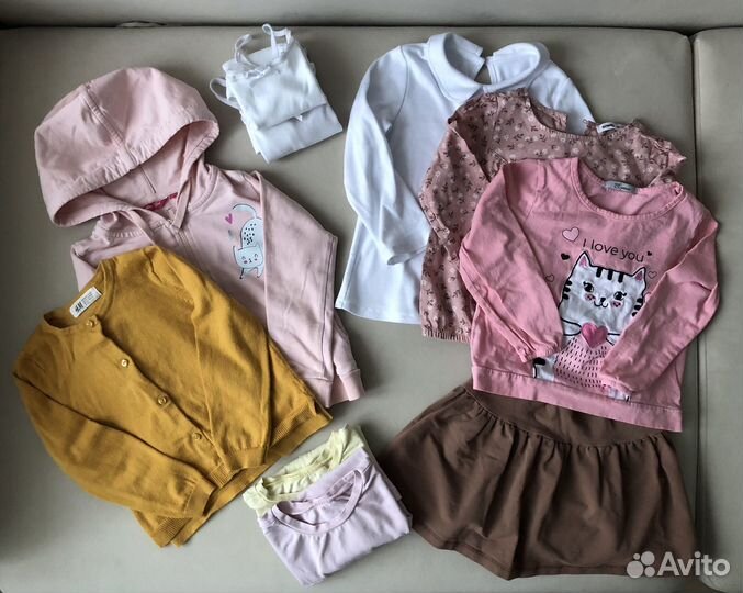 Одежда на девочку пакетом 98-104, обувь 26