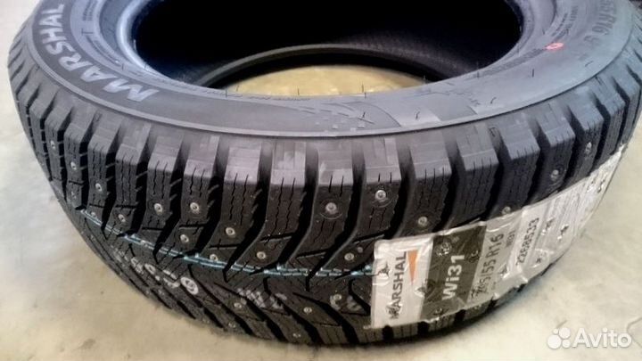 Marshal WinterCraft Ice WI31 205/50 R17 93T