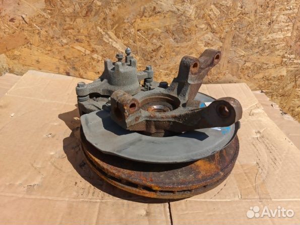 Поворотный кулак Outlander 3 Аутлендер 3 сапфа