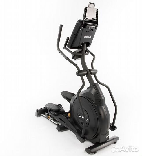 Эллиптический тренажер Sole E25