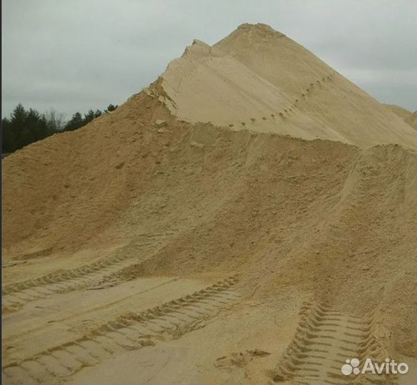 Щебень известняковый гравийный с доставкой песок