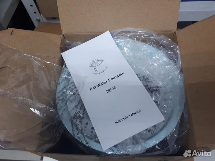 Автоматическая поилка для кошек и собак