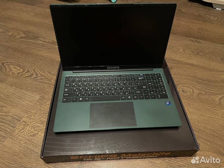 Ноутбук echips malachite как новый