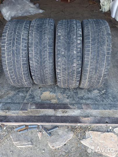 Dunlop SP Winter Ice 01 265/65 R17