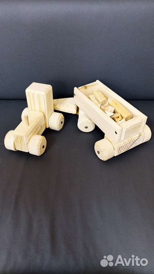 Трактор с прицепом 55х17х14.5 см