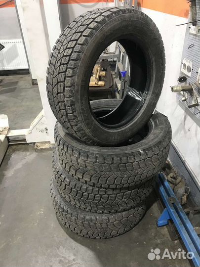 Maxxis MA-SUV Presa Spike 225/60 R17