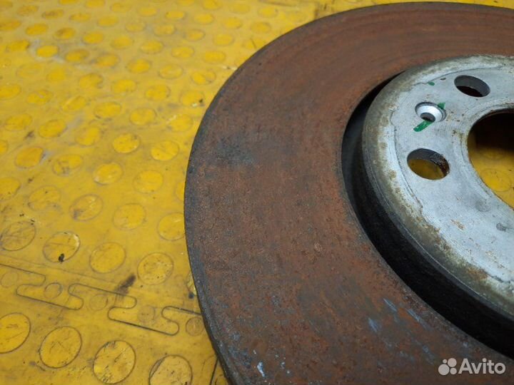 Диск тормозной передний Volkswagen Polo CWV 813497